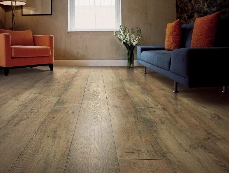 Laminate flooirng with hardwood color.
